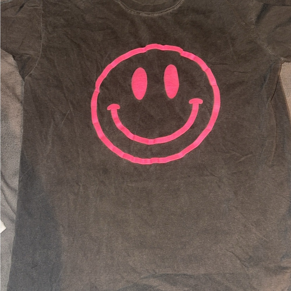 Women's Black Tee with Pink Smiley Face